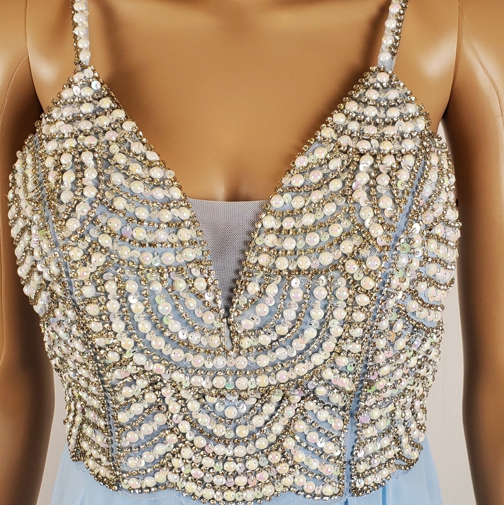 Xtraordinary junior dress size 1